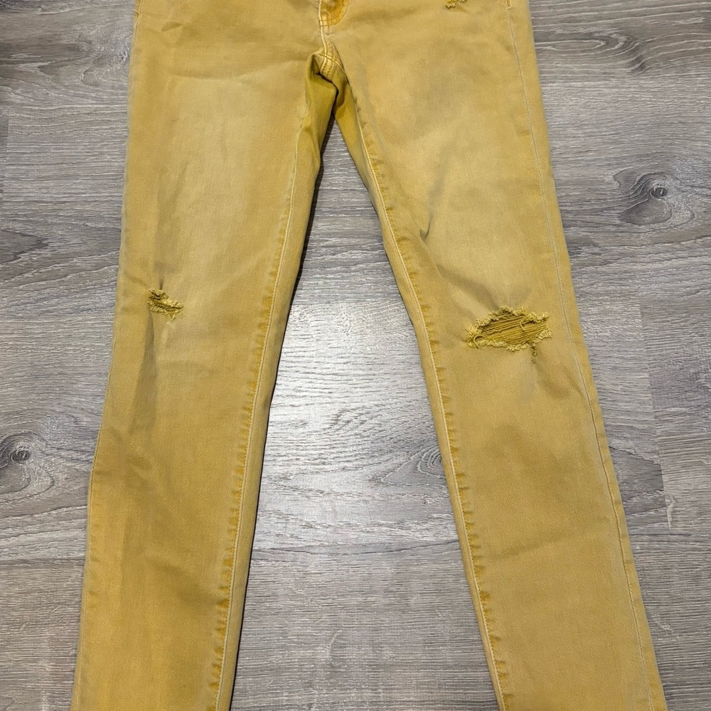 AE Yellow Distressed Women Jeggings
